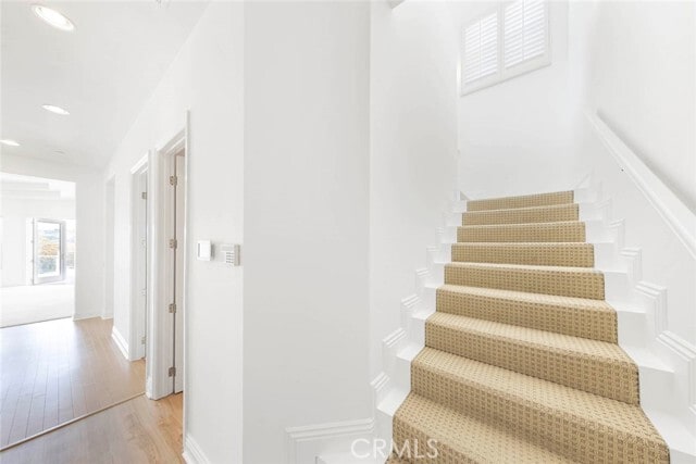 Building Photo - 12 San Remo