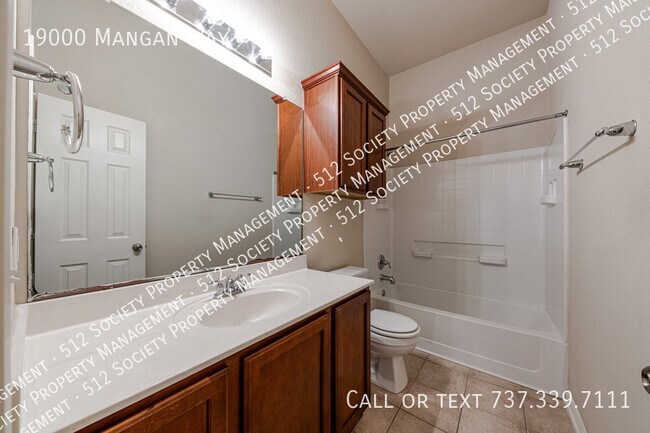Building Photo - 19000 Mangan Way