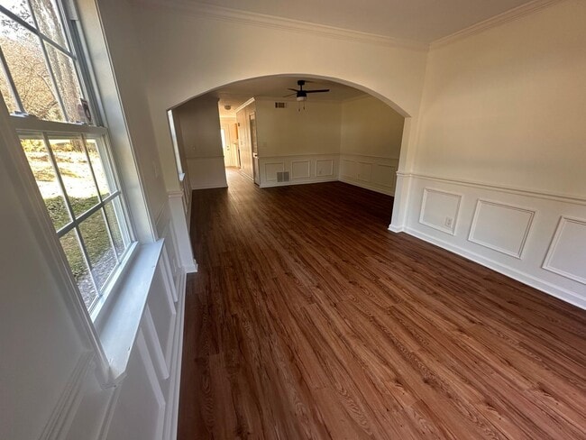 Building Photo - Charming 3BR Townhome in Atlanta