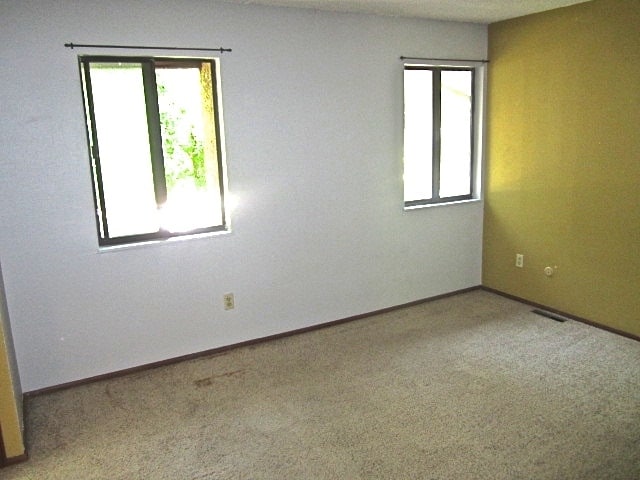 Building Photo - 2643 Grapewood Ln