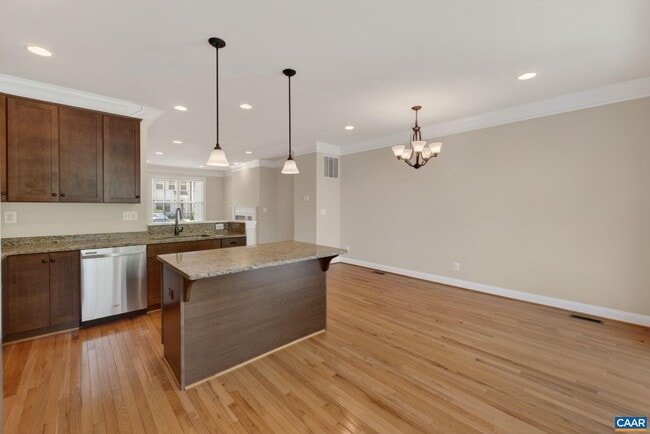 Building Photo - 2942 Templehof Ct