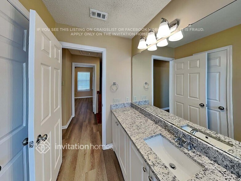 Building Photo - 2847 Ironwood Dr