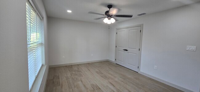 Building Photo - 3809 Buddy Owens Blvd