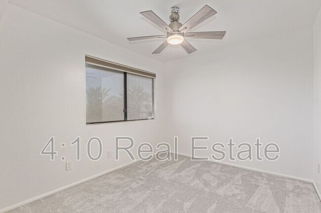 Building Photo - 1531 E Vaughn Ave