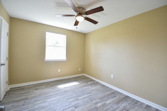 Building Photo - 217 Belle Terre Blvd