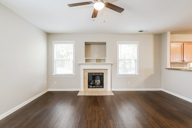 Building Photo - 3073 Greymont Cloister