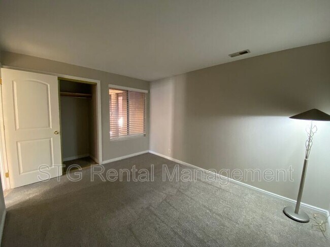 Building Photo - 2050 S 1400 E