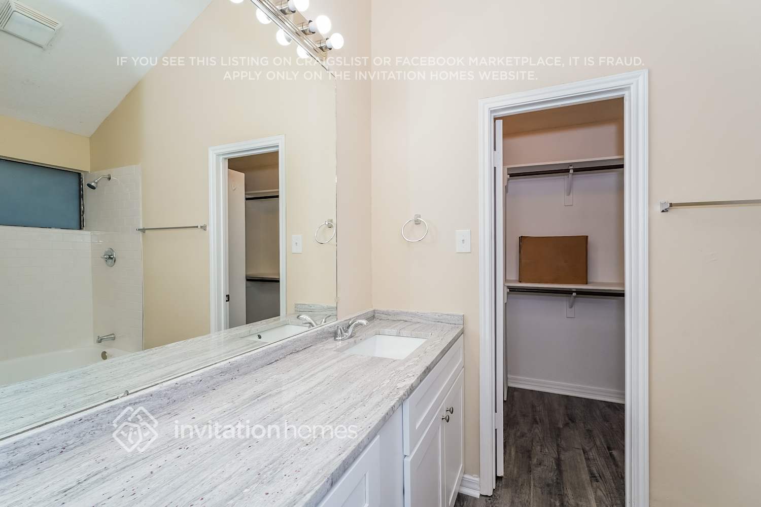 Building Photo - 1610 Autumn Breeze Ln