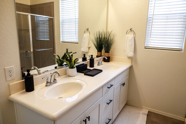 Building Photo - High-End, FULLY FURNISHED, Gated Community...