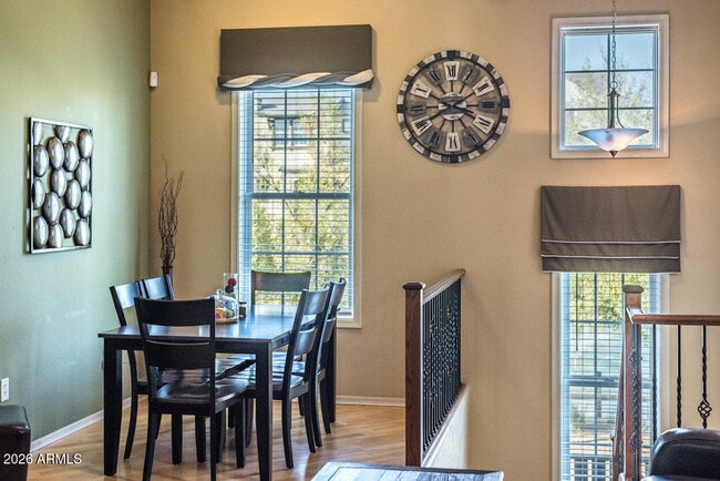 Building Photo - 1664 E Bridgeport Pkwy