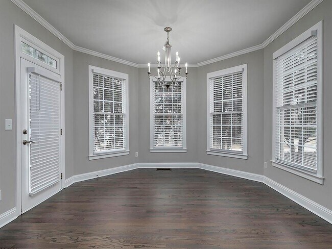 Building Photo - 4055 St Michelle Ln