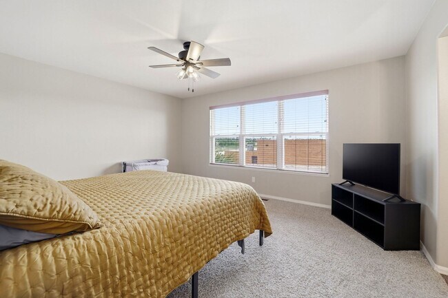 Building Photo - 1108 Scarlet Oak Dr