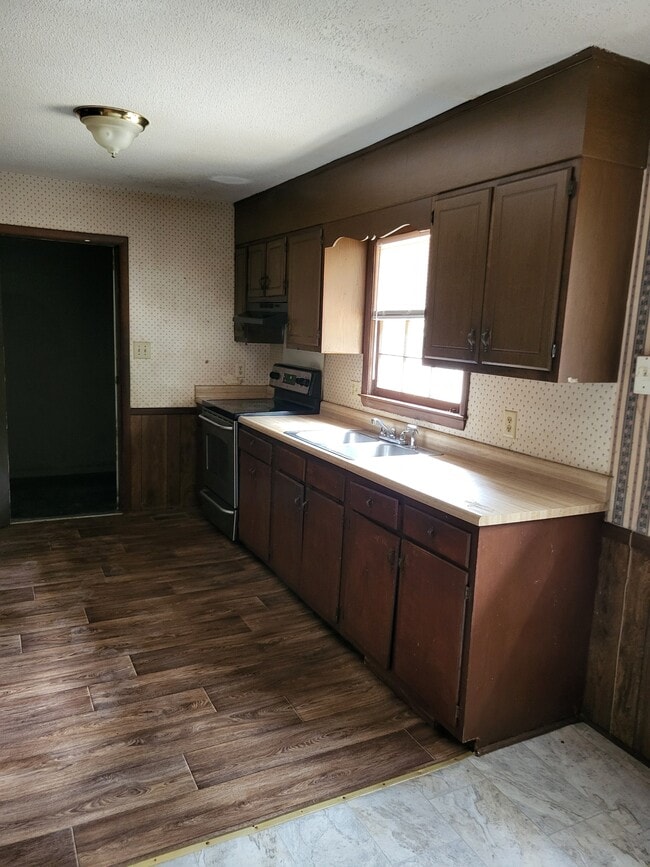 Building Photo - 4537 Ruby Rd
