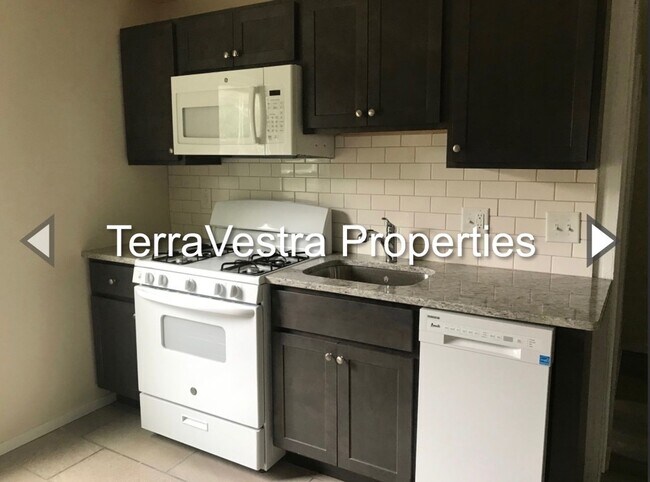 Building Photo - 912-914 North St, Millville, NJ 08332