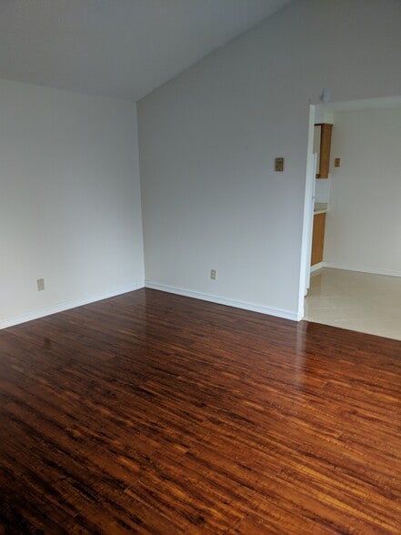 Building Photo - 23 Lemon Tree Ct