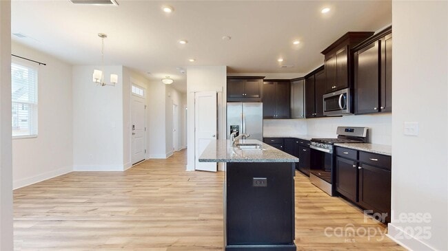 Building Photo - 9645 Munsing Dr