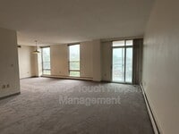 Building Photo - 501 7th St S