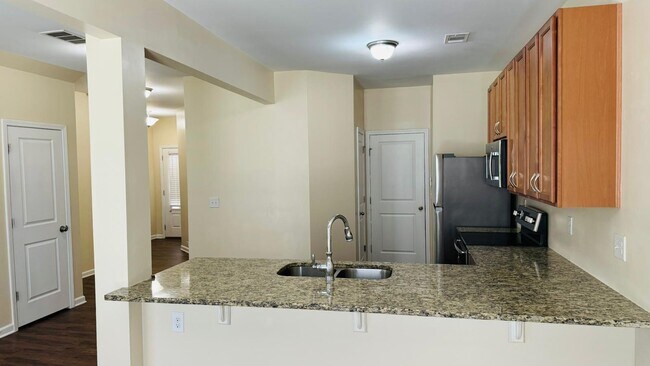 Building Photo - 1523 Brookmere Way