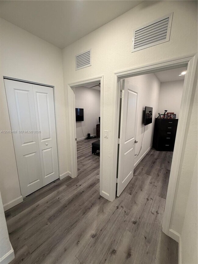 Building Photo - 12944 SW 286th Terrace