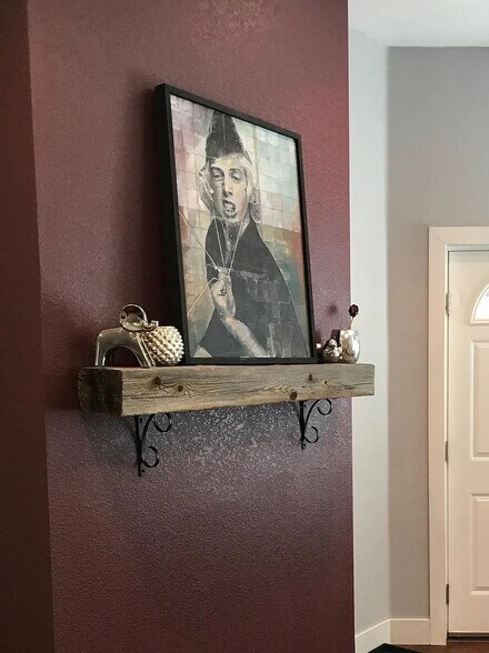 Building Photo - 1301 E 31st Ave