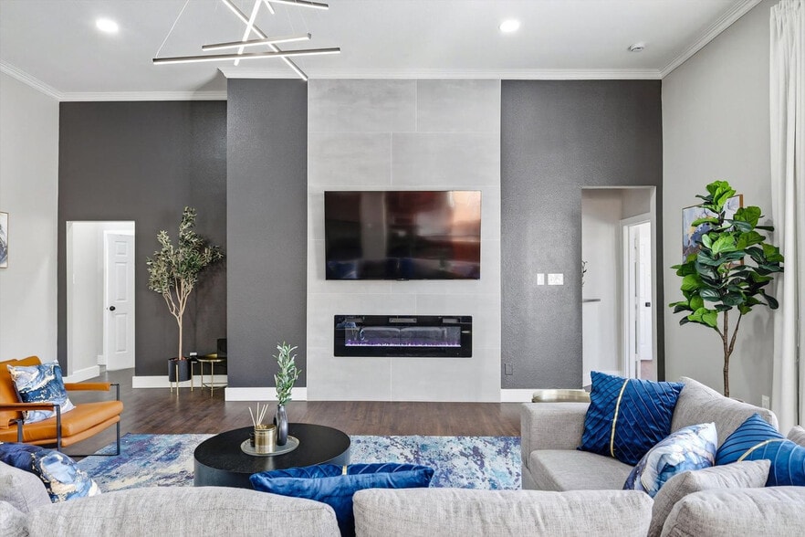 Building Photo - 5709 Courtney Cir