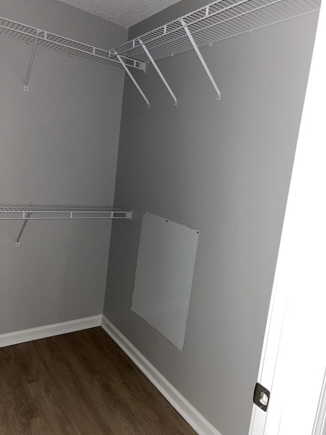 Building Photo - 1 Bedroom 1 Bathroom Condo
