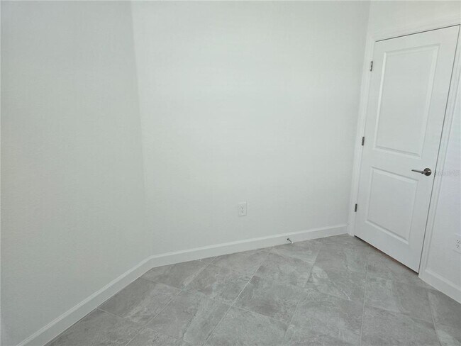 Building Photo - 8469 Shr Lk Dr
