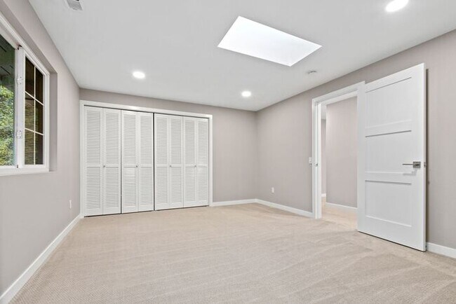 Building Photo - Stunning Private AIR CONDITIONED Dream Home in Coveted Bridal Trails