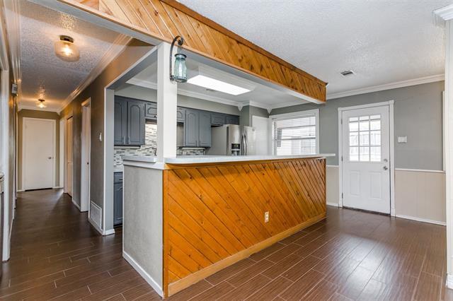 Building Photo - 2517 Rosewood Dr