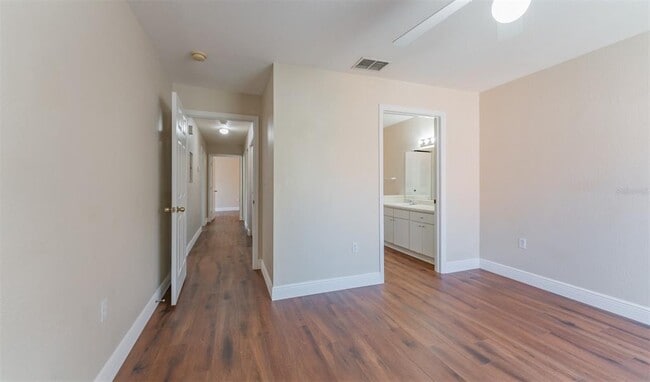 Building Photo - 10568 Windsor Lake Ct