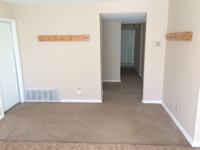 Building Photo - 5309 Fort Clark Dr