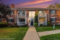 Building Photo - 2420 Parmenter Blvd