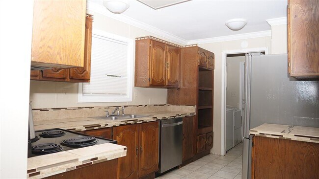 Building Photo - 1504 Citation Cir