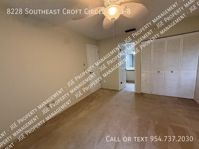 Building Photo - 8228 SE Croft Cir