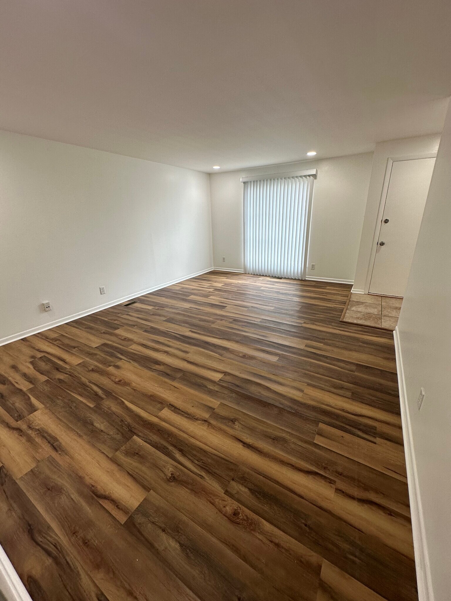 Building Photo - 2329 Obetz Dr