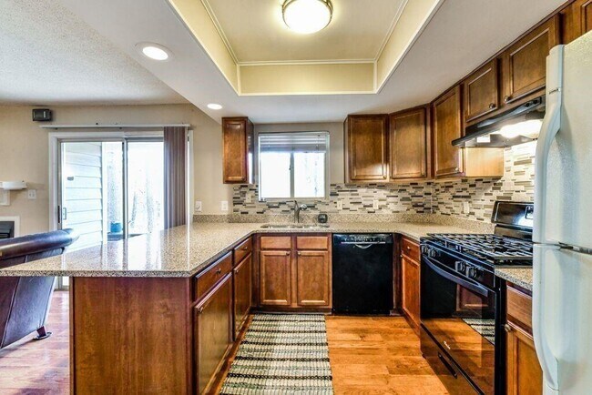 Building Photo - 53 Doranne Ct