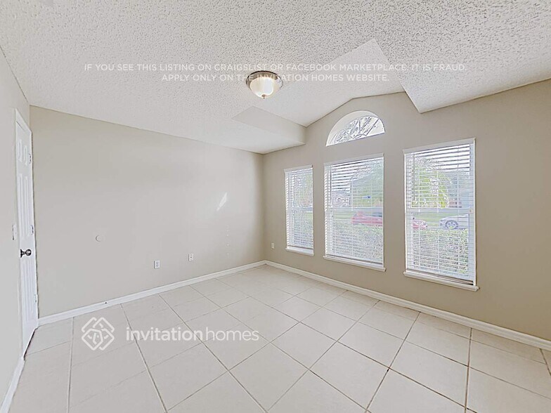 Building Photo - 110 Pine Isle Dr