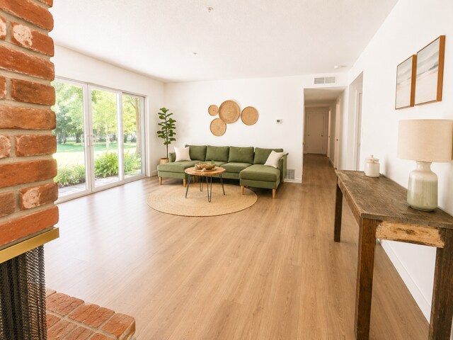 Primary living room - 210 Wood Duck Dr