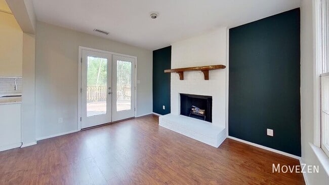 Building Photo - 931 Pinafore Dr