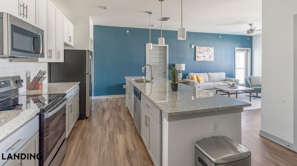 Building Photo - 100 Wildwood Ct