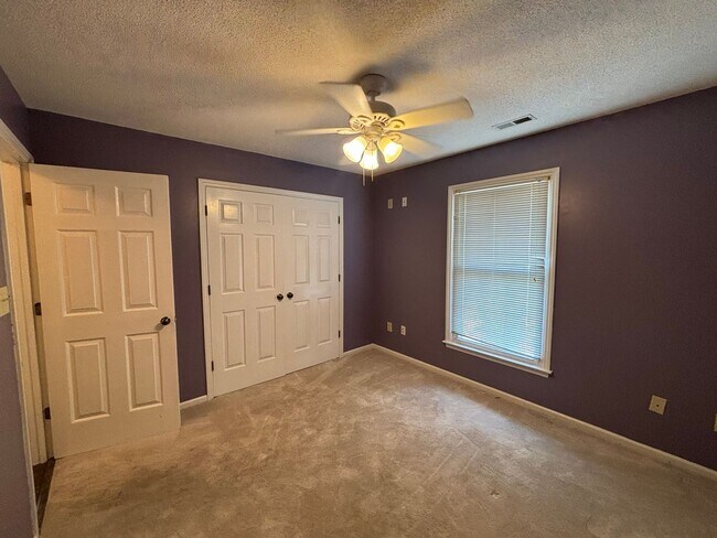 Building Photo - 5405 Beretta Way