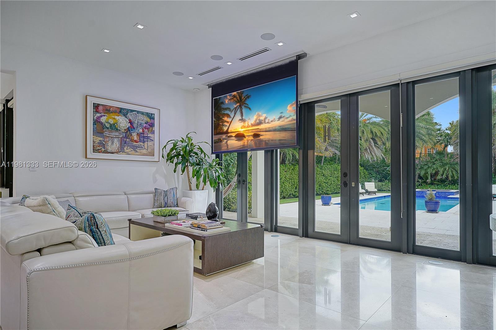 Building Photo - 3747 Prairie Ave