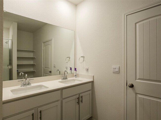 Building Photo - 2333 March Hare Trce