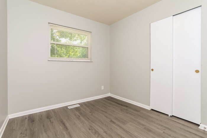Building Photo - 70 Edgecombe Dr
