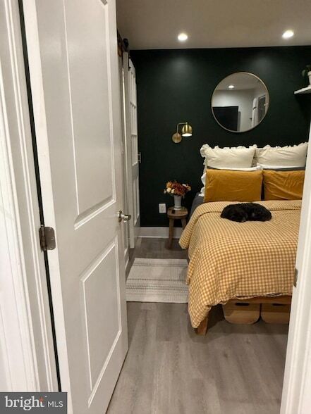 Building Photo - 625 Park Rd NW