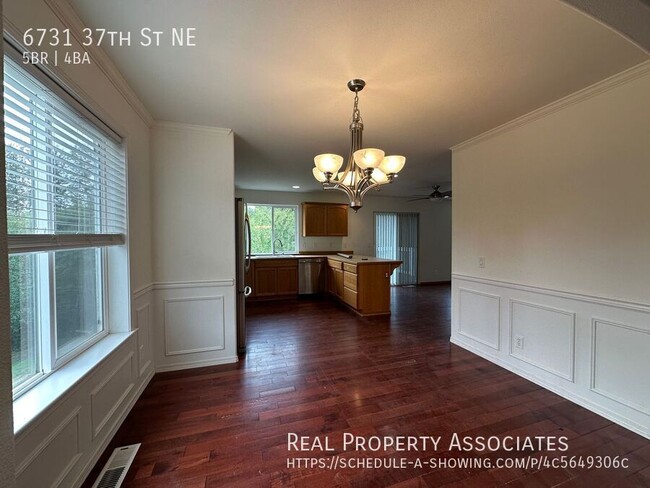 Building Photo - 6731 37th St NE