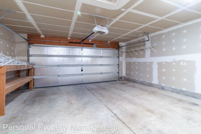 Building Photo - 3 br, 2 bath House - 15905 NE 89th St