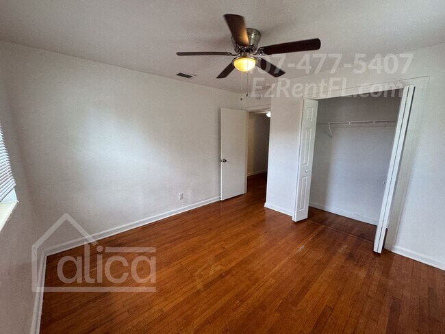 Building Photo - Coming Soon – Charming & Convenient 3-Bedr...