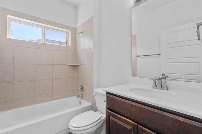 Building Photo - 5804 Loblolly Ln