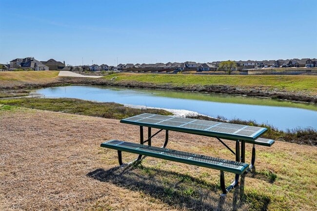 Building Photo - 7400 Longford Trail